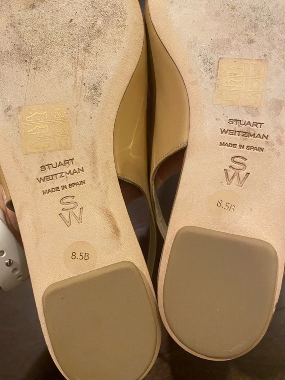 Stuart Weitzman Nude Patent Pointed Slingback Flats - Picture 5 of 6